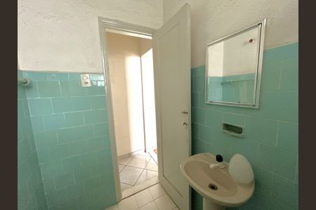 Casa à venda com 40m², 1 quarto e sem vagaBanheiro