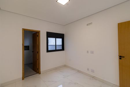 Suíte 1 de casa à venda com 2 quartos, 85m² em Vila Granada, São Paulo