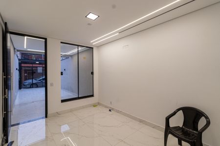 Sala de casa à venda com 2 quartos, 85m² em Vila Granada, São Paulo