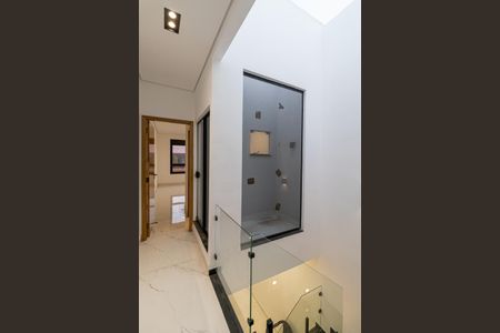 Casa à venda com 85m², 2 quartos e 2 vagasCorredor e Jardim de Inverno