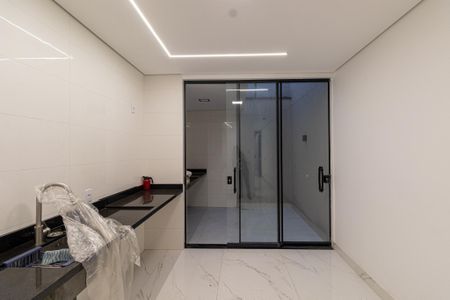 Casa à venda com 85m², 2 quartos e 2 vagasCozinha