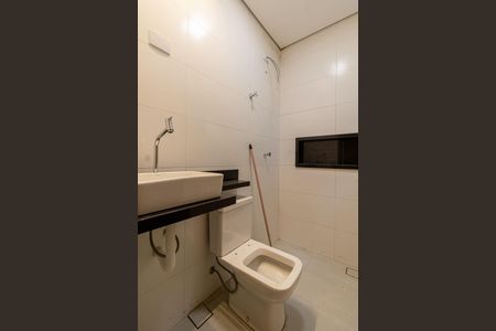 Casa à venda com 85m², 2 quartos e 2 vagasBanheiro Suíte 2