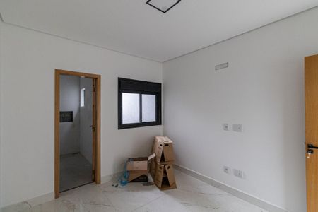 Suíte 1 de casa para alugar com 2 quartos, 85m² em Vila Granada, São Paulo