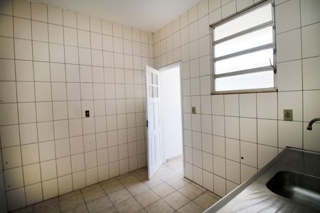 Apartamento à venda com 90m², 2 quartos e sem vagaCozinha