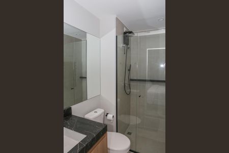 Studio à venda com 28m², 1 quarto e sem vaga Studio à venda com 28m², 1 quarto e sem vagaBanheiro Social