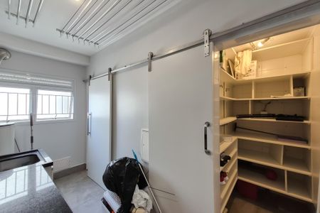 Apartamento à venda com 147m², 3 quartos e 2 vagasÁrea de Serviço