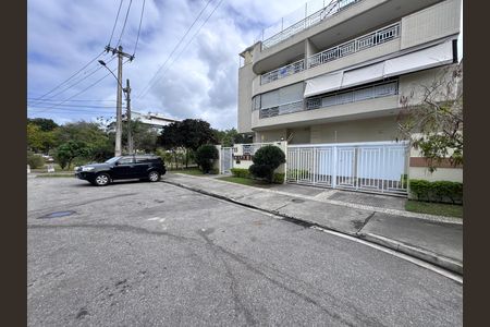 Fachada de apartamento para alugar com 3 quartos, 120m² em Recreio dos Bandeirantes, Rio de Janeiro