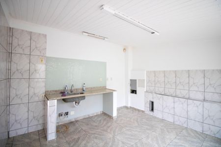 Casa à venda com 200m², 4 quartos e 3 vagas Casa à venda com 200m², 4 quartos e 3 vagasCozinha