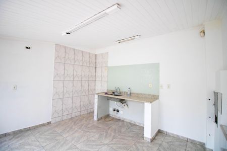 Casa à venda com 200m², 4 quartos e 3 vagas Casa à venda com 200m², 4 quartos e 3 vagasCozinha