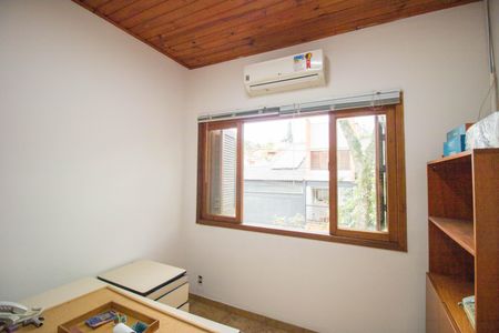 Casa à venda com 200m², 4 quartos e 3 vagas Casa à venda com 200m², 4 quartos e 3 vagasQuarto 1