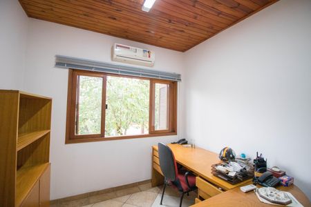 Casa à venda com 200m², 4 quartos e 3 vagas Casa à venda com 200m², 4 quartos e 3 vagasQuarto 2