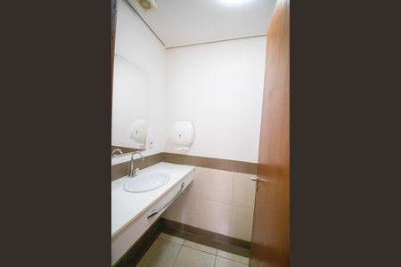 Casa à venda com 200m², 4 quartos e 3 vagas Casa à venda com 200m², 4 quartos e 3 vagasBanheiro 1