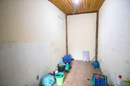 Casa à venda com 200m², 4 quartos e 3 vagas Casa à venda com 200m², 4 quartos e 3 vagasQuarto de Serviço