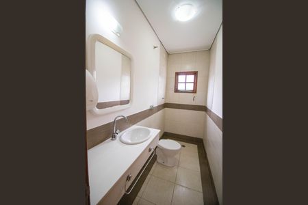 Casa à venda com 200m², 4 quartos e 3 vagas Casa à venda com 200m², 4 quartos e 3 vagasBanheiro 3