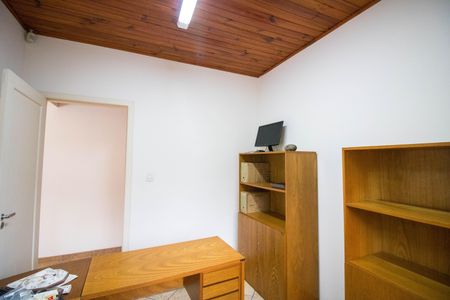 Casa à venda com 200m², 4 quartos e 3 vagas Casa à venda com 200m², 4 quartos e 3 vagasQuarto 2