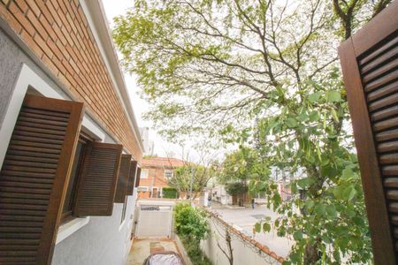 Casa à venda com 200m², 4 quartos e 3 vagas Casa à venda com 200m², 4 quartos e 3 vagasVista da Suíte