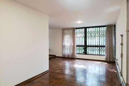 Casa à venda com 231m², 3 quartos e 3 vagasFoto 05