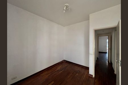Apartamento à venda com 116m², 3 quartos e 1 vagaQuarto 2