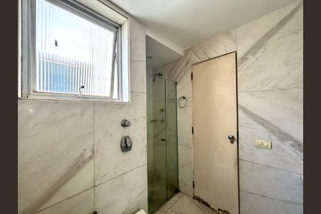 Apartamento à venda com 116m², 3 quartos e 1 vagaBanheiro social