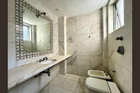 Apartamento à venda com 116m², 3 quartos e 1 vagaBanheiro social