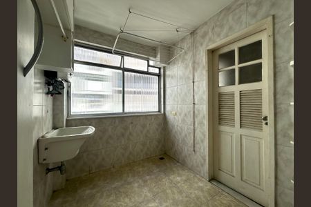 Apartamento à venda com 116m², 3 quartos e 1 vagaÁrea de Serviço