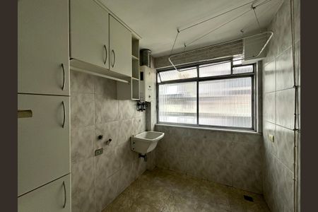 Apartamento à venda com 116m², 3 quartos e 1 vagaÁrea de Serviço