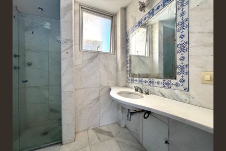 Apartamento à venda com 116m², 3 quartos e 1 vagaBanheiro da Suíte