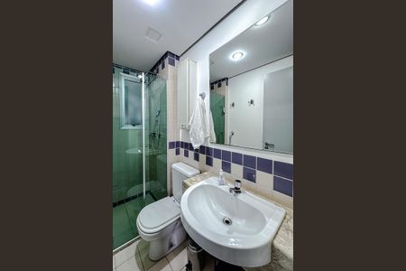 Apartamento à venda com 67m², 3 quartos e 1 vaga Apartamento à venda com 67m², 3 quartos e 1 vagaBanheiro