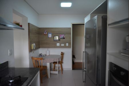 Apartamento à venda com 122m², 3 quartos e 3 vagasCozinha