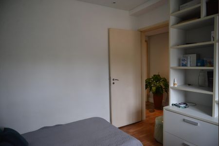 Apartamento à venda com 122m², 3 quartos e 3 vagasQuarto 