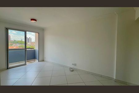 Apartamento para alugar com 72m², 2 quartos e 2 vagasSala