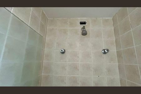 Apartamento para alugar com 72m², 2 quartos e 2 vagasBanheiro