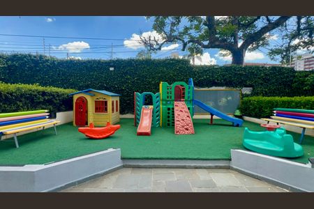 Apartamento para alugar com 72m², 2 quartos e 2 vagasPlayground