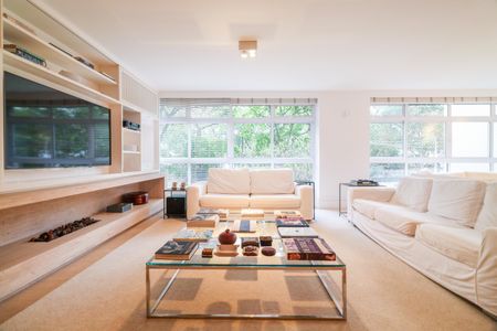 Apartamento à venda com 240m², 3 quartos e 2 vagasSala