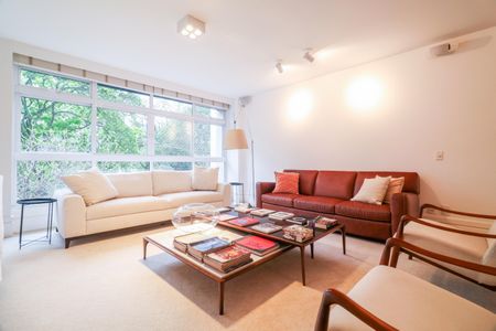 Apartamento à venda com 240m², 3 quartos e 2 vagasSala