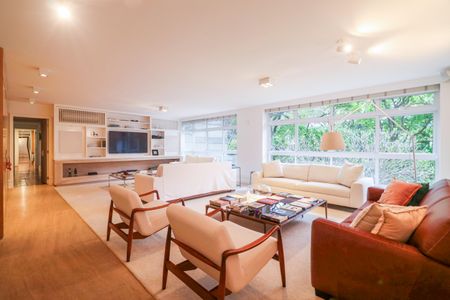 Sala de apartamento à venda com 3 quartos, 240m² em Jardim Europa, São Paulo