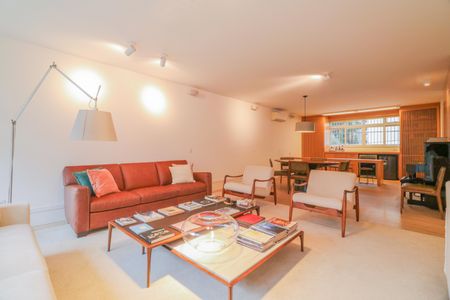 Apartamento à venda com 240m², 3 quartos e 2 vagasSala