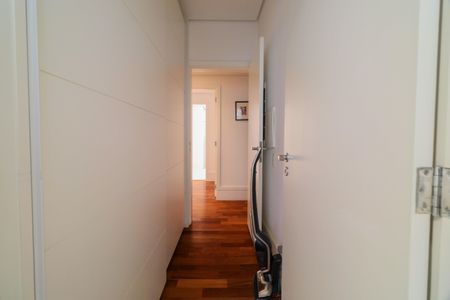 Apartamento à venda com 240m², 3 quartos e 2 vagasÁrea de Serviço
