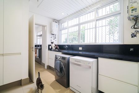 Apartamento à venda com 240m², 3 quartos e 2 vagasÁrea de Serviço