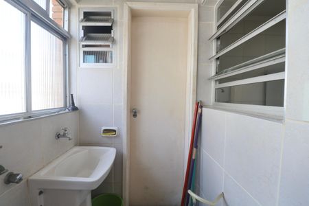 Apartamento para alugar com 70m², 2 quartos e 1 vagaÁrea de Serviço