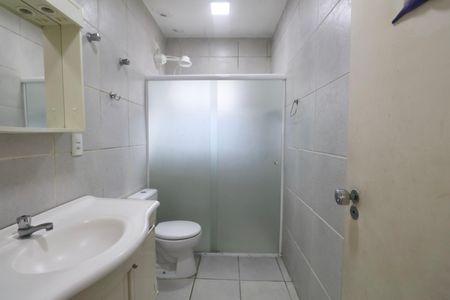 Apartamento para alugar com 70m², 2 quartos e 1 vagaBanheiro Social