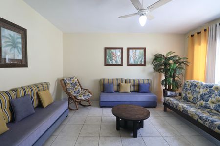 Apartamento para alugar com 70m², 2 quartos e 1 vagaSala