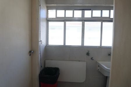 Apartamento para alugar com 70m², 2 quartos e 1 vagaÁrea de Serviço