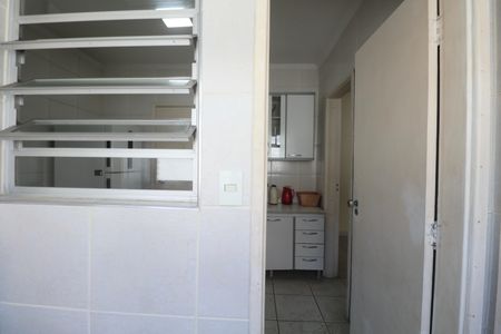 Apartamento para alugar com 70m², 2 quartos e 1 vagaÁrea de Serviço