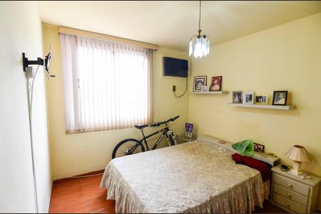 Apartamento à venda com 110m², 3 quartos e 2 vagasQuarto 1