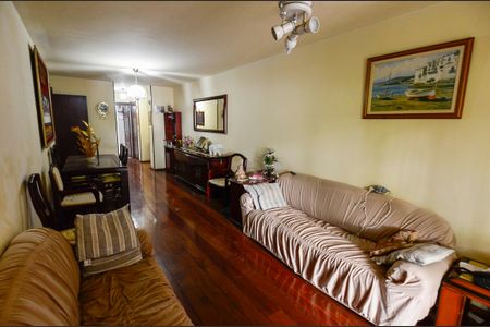 Apartamento à venda com 110m², 3 quartos e 2 vagasSala