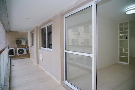 Varanda de apartamento à venda com 3 quartos, 115m² em Icaraí, Niterói