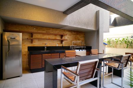 Apartamento à venda com 115m², 3 quartos e 1 vaga Apartamento à venda com 115m², 3 quartos e 1 vagaÁrea comum - Churrasqueira