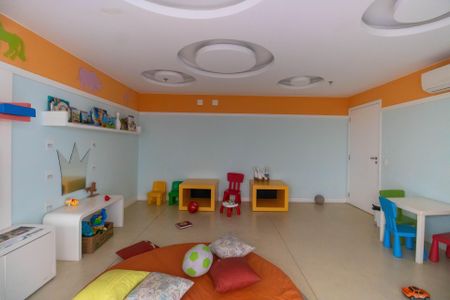 Apartamento à venda com 115m², 3 quartos e 1 vagaÁrea comum