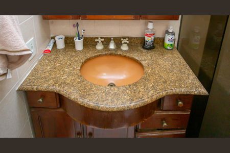 Apartamento à venda com 55m², 2 quartos e 2 vagasBanheiro